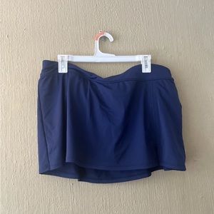 Navy Blue SKIRTED SWIM BOTTOM BY CROFT & BARROW SIZE. LARGE Slit